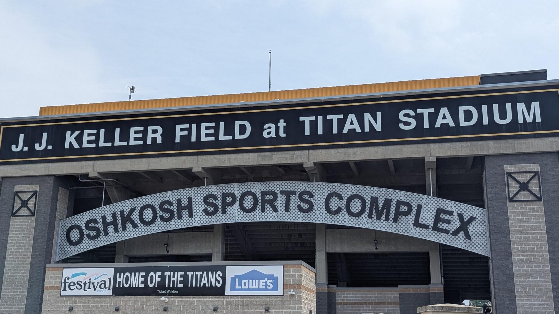 High school football all-star games raise money for Children’s Wisconsin